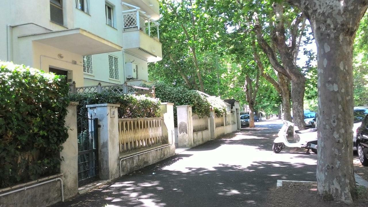 Brezza Di Mare Apartment Lido di Ostia Ngoại thất bức ảnh